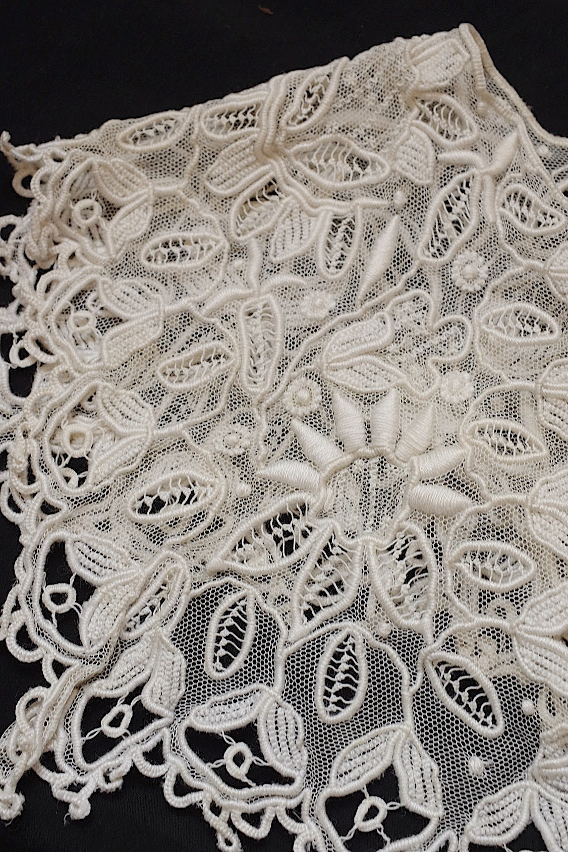 アンティークレース　dentelle antique アンティークレース 刺繍　襟lot .FR a l'epoque