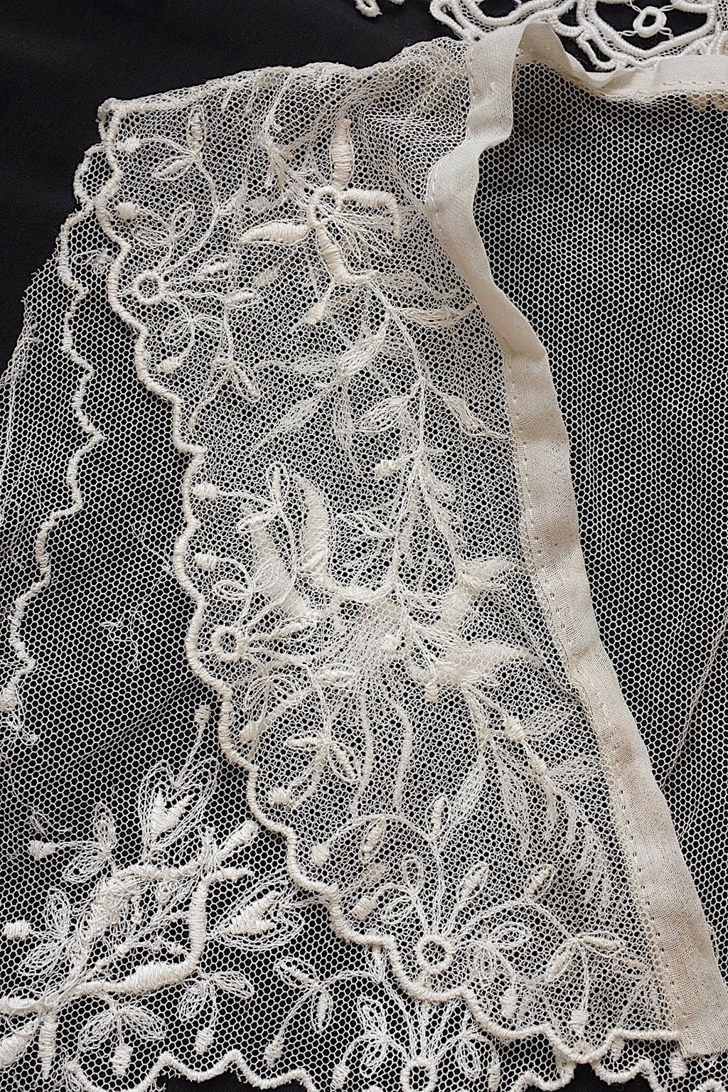 アンティークレース　dentelle antique アンティークレース 刺繍　襟lot .FR a l'epoque