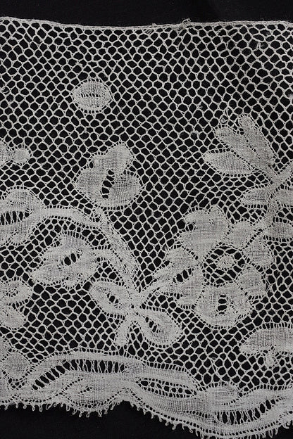 アンティークレース　dentelle antique アンティークレース　317cm .FR a l'epoque