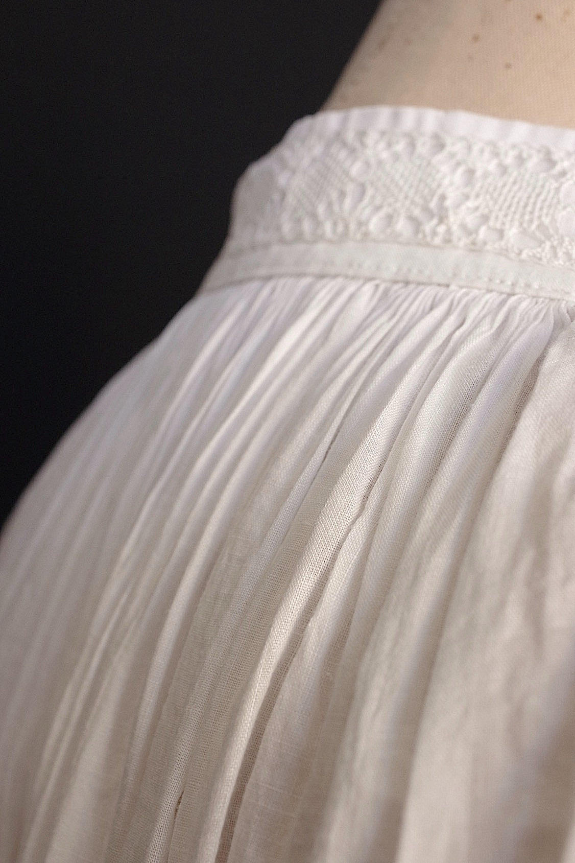 アンティーク古着　vêtement antique アンティーク教会チュニック　surplis2 .FR a l'epoque
