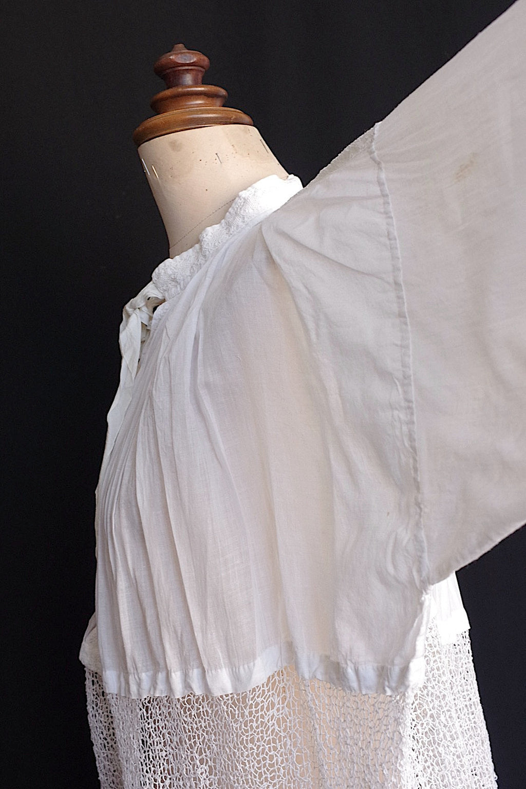 アンティーク古着　vêtement antique アンティーク教会チュニック　surplis2 .FR a l'epoque