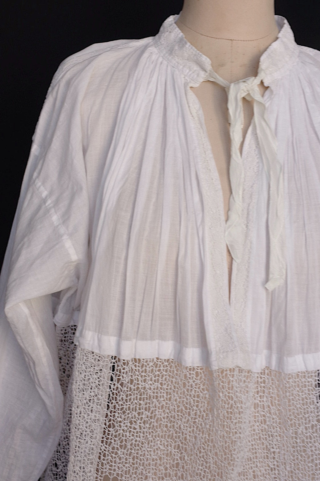 アンティーク古着　vêtement antique アンティーク教会チュニック　surplis2 .FR a l'epoque