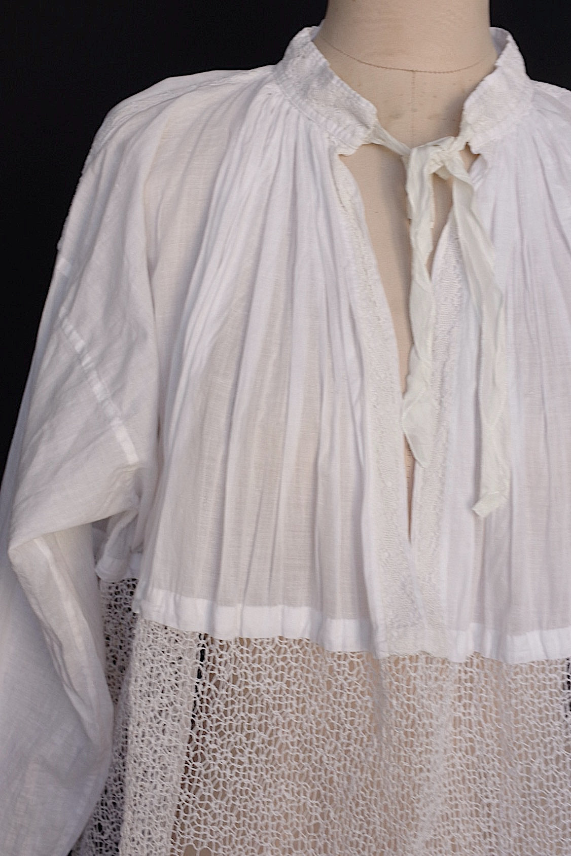 アンティーク古着　vêtement antique アンティーク教会チュニック　surplis2 .FR a l'epoque