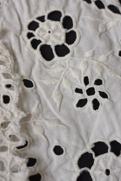 アンティークレース　dentelle antique アンティーク刺繍　ハギレ1 .FR a l'epoque