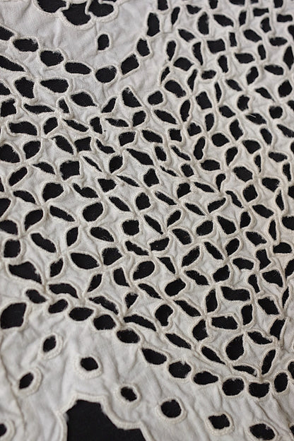 アンティークレース　dentelle antique アンティーク刺繍　ハギレ1 .FR a l'epoque