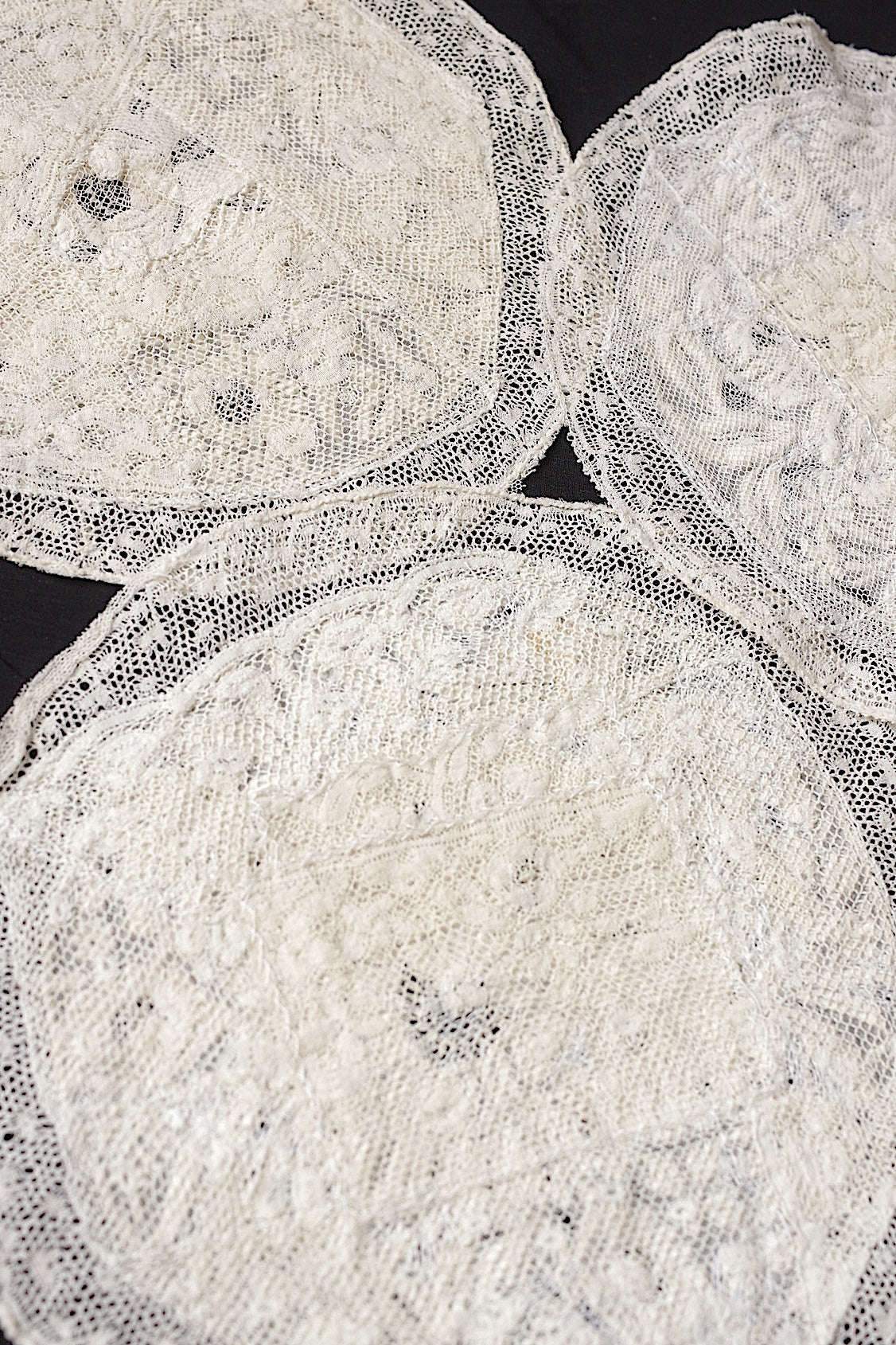 アンティークレース　dentelle antique アンティーク刺繍　３枚　3 .FR a l'epoque