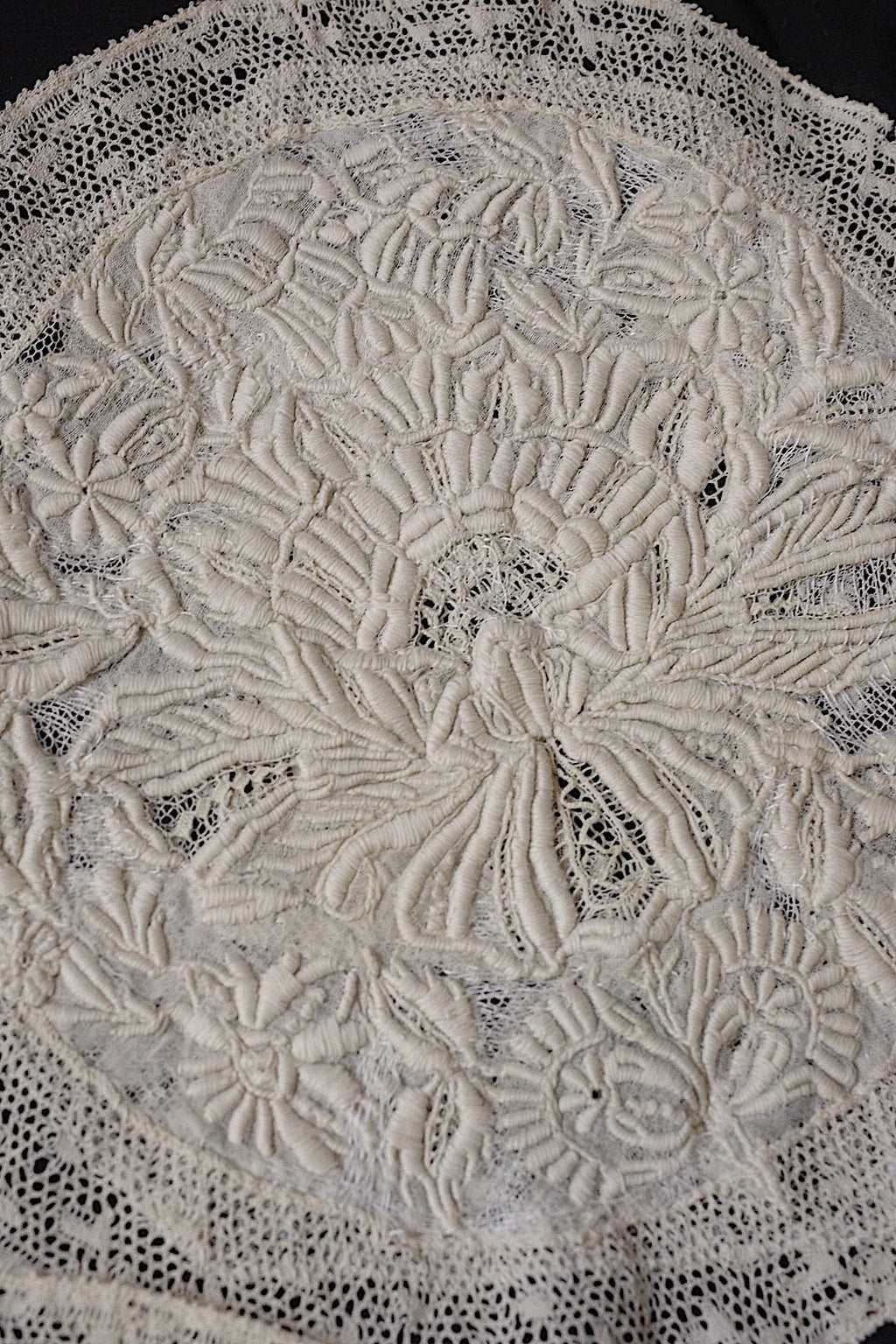 アンティークレース　dentelle antique アンティーク刺繍　３枚　3 .FR a l'epoque