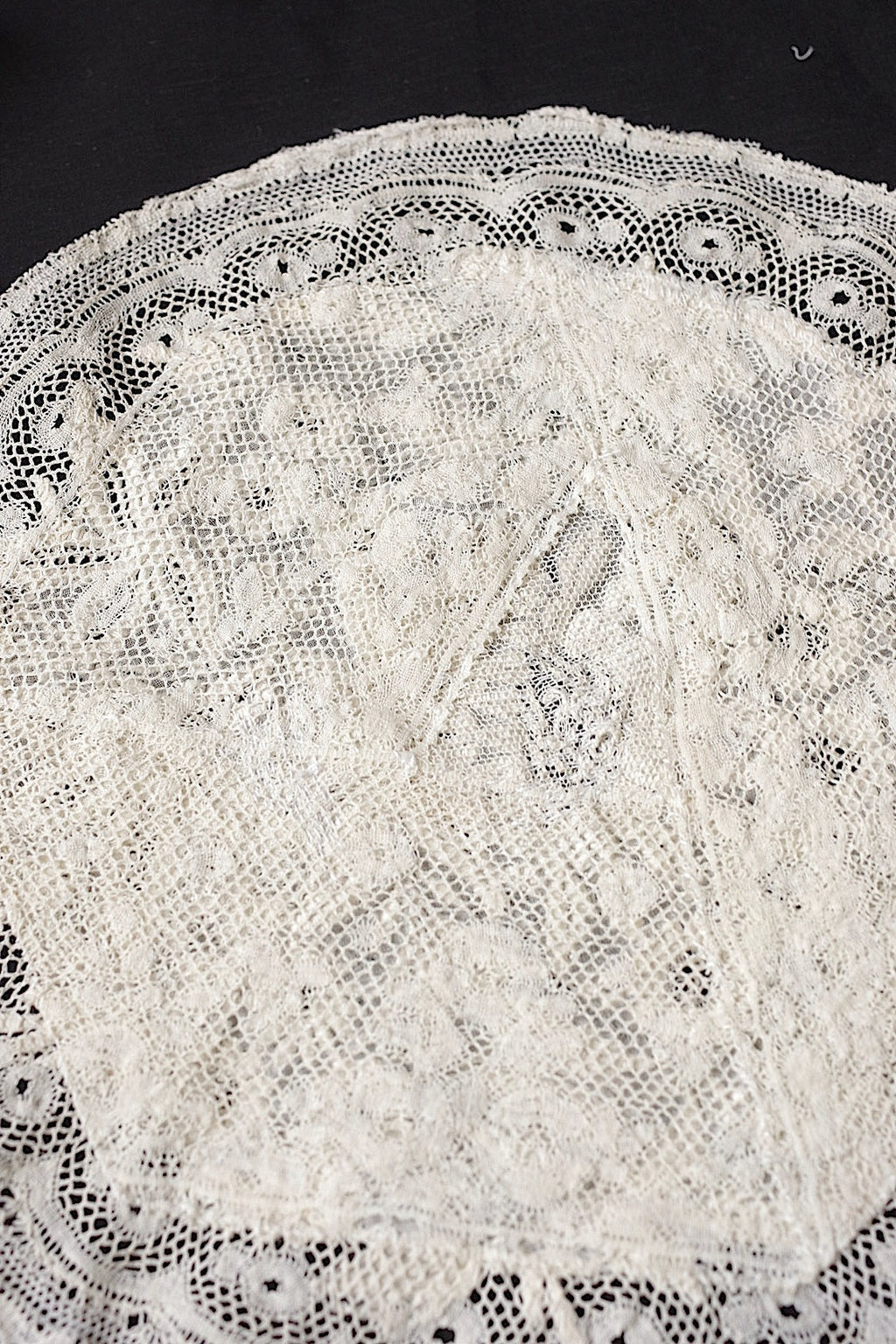 アンティークレース　dentelle antique アンティーク刺繍　３枚　4 .FR a l'epoque