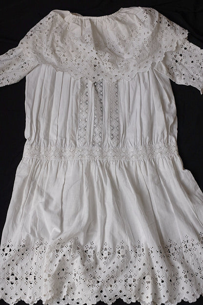 アンティーク子供服　vêtement antique アンティーク子供服ワンピース2 .FR a l'epoque