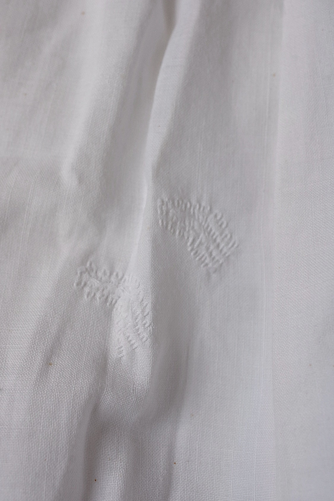アンティーク子供服　vêtement antique アンティーク子供服ワンピース2 .FR a l'epoque