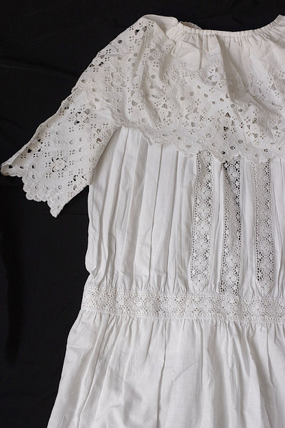 アンティーク子供服　vêtement antique アンティーク子供服ワンピース2 .FR a l'epoque