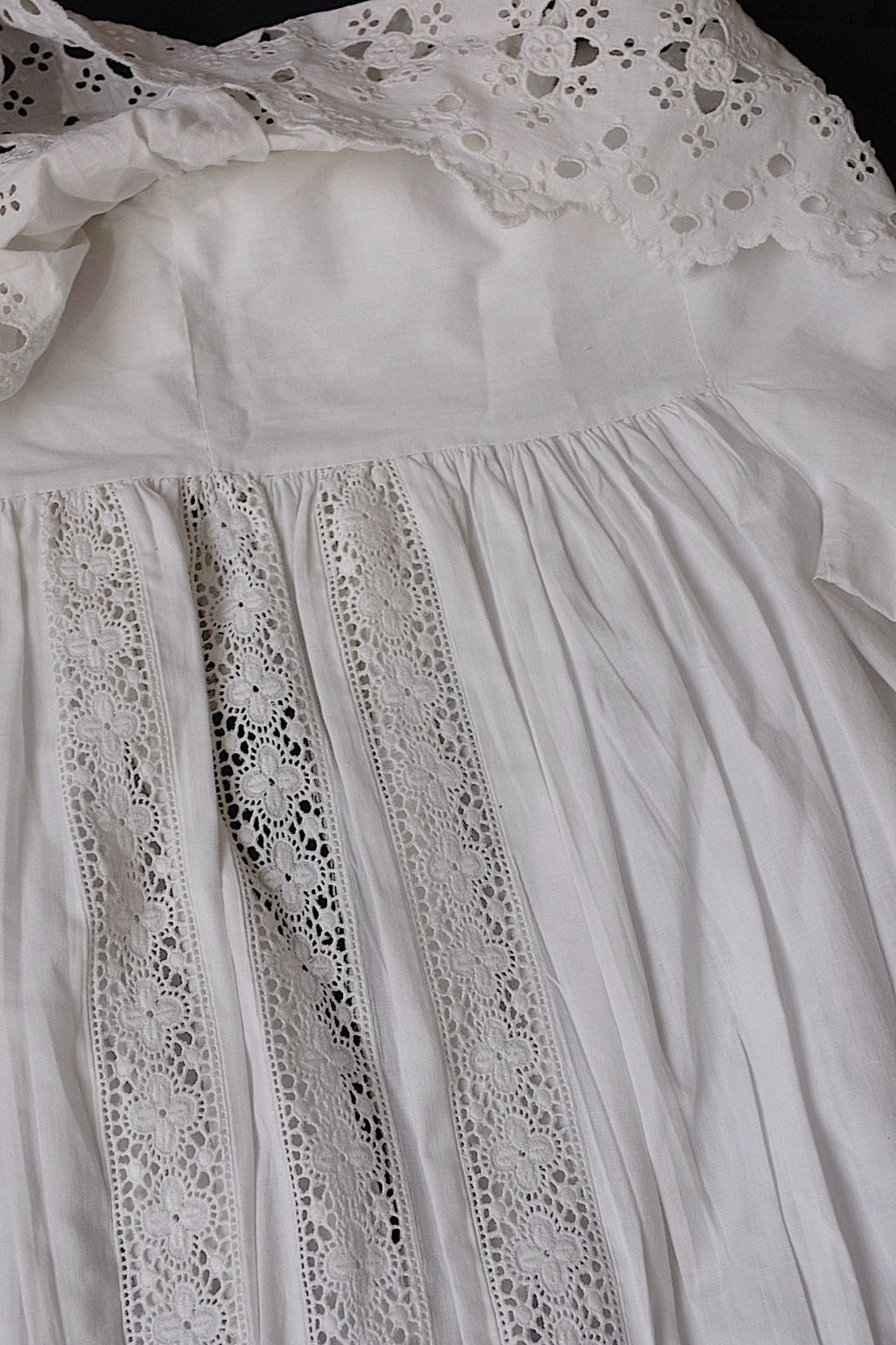 アンティーク子供服　vêtement antique アンティーク子供服ワンピース2 .FR a l'epoque