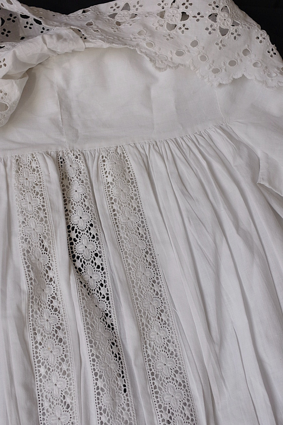 アンティーク子供服　vêtement antique アンティーク子供服ワンピース2 .FR a l'epoque