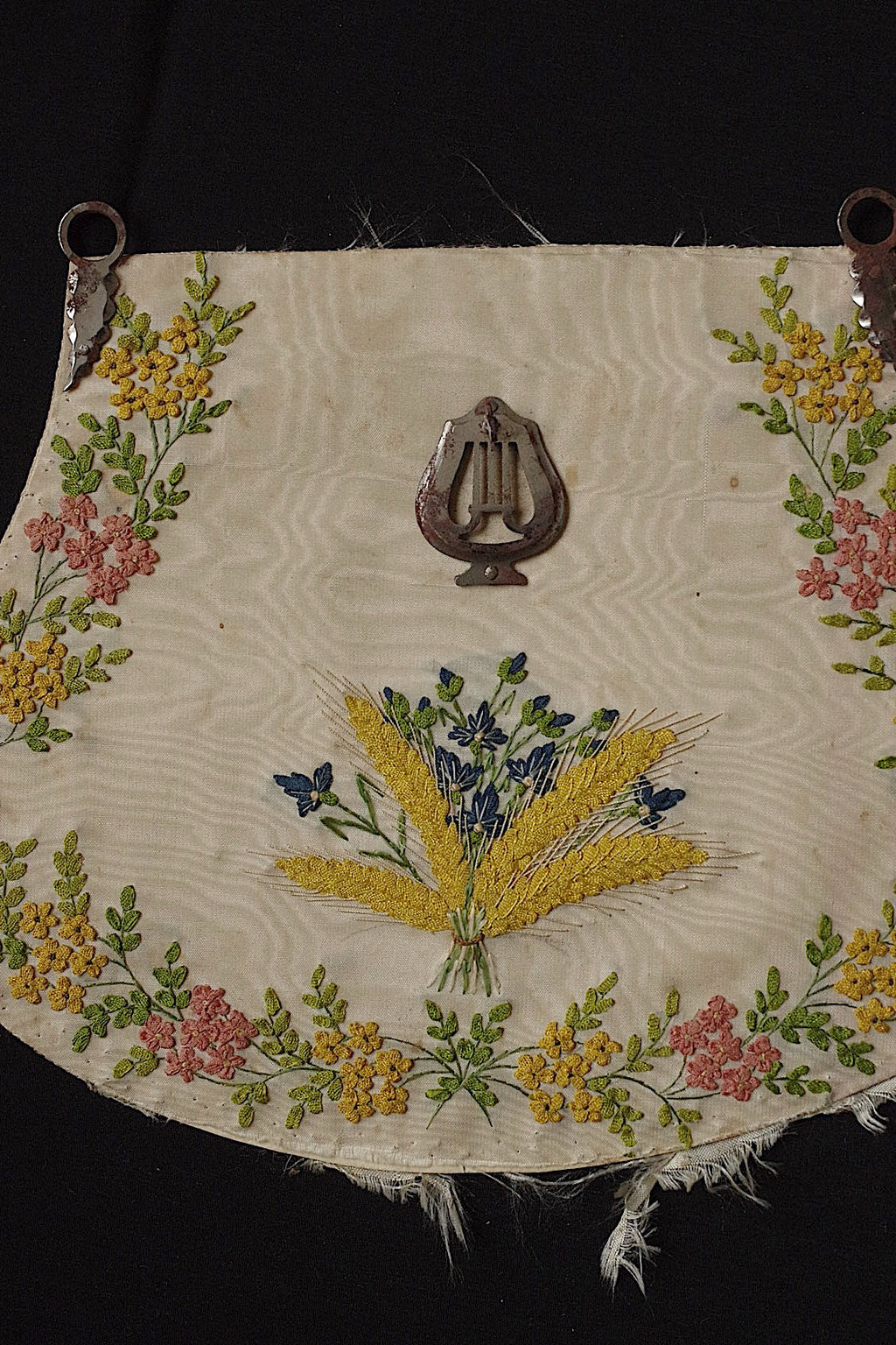 アンティークレース　dentelle antique アンティーク刺繍　パースpiece .FR a l'epoque