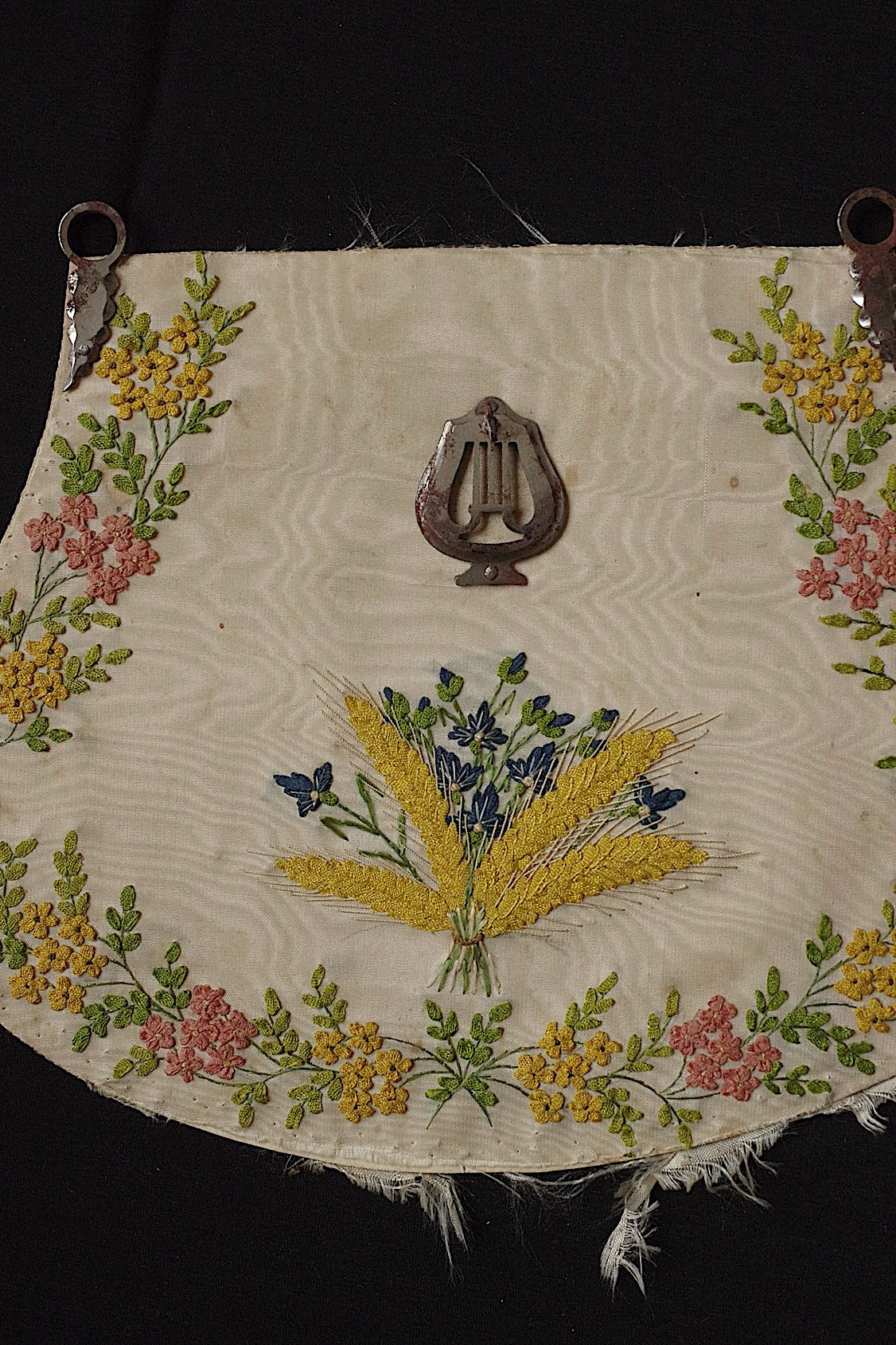 アンティークレース　dentelle antique アンティーク刺繍　パースpiece .FR a l'epoque