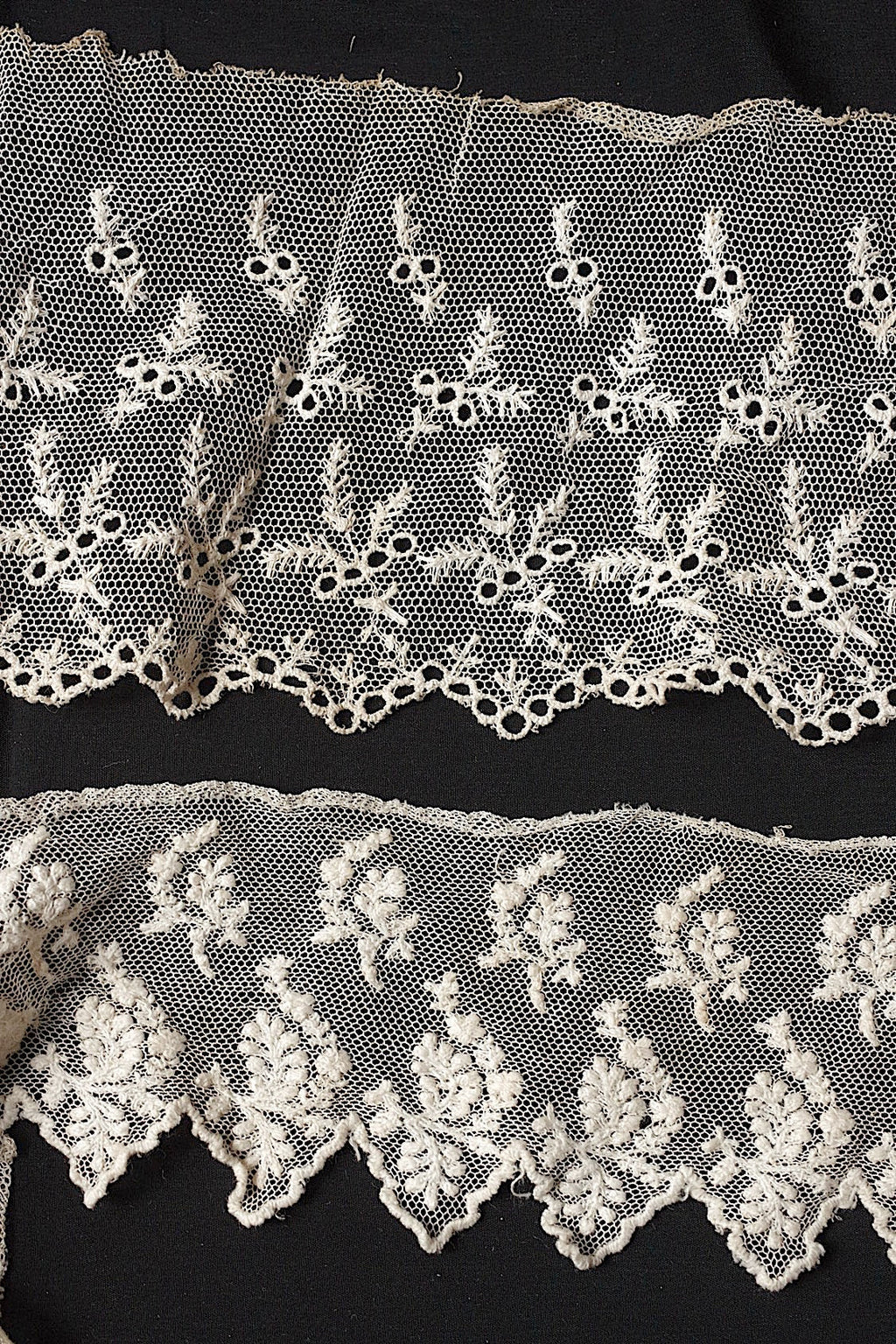 アンティークレース　dentelle antique アンティークレース　150cm 154cm .FR a l'epoque