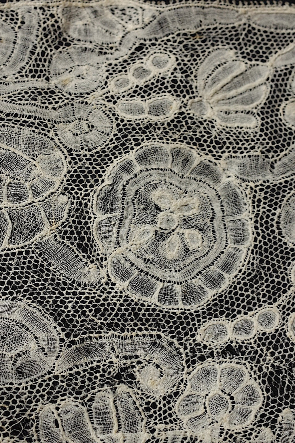 アンティークレース　dentelle antique アンティークレース　バンシュ .FR a l'epoque