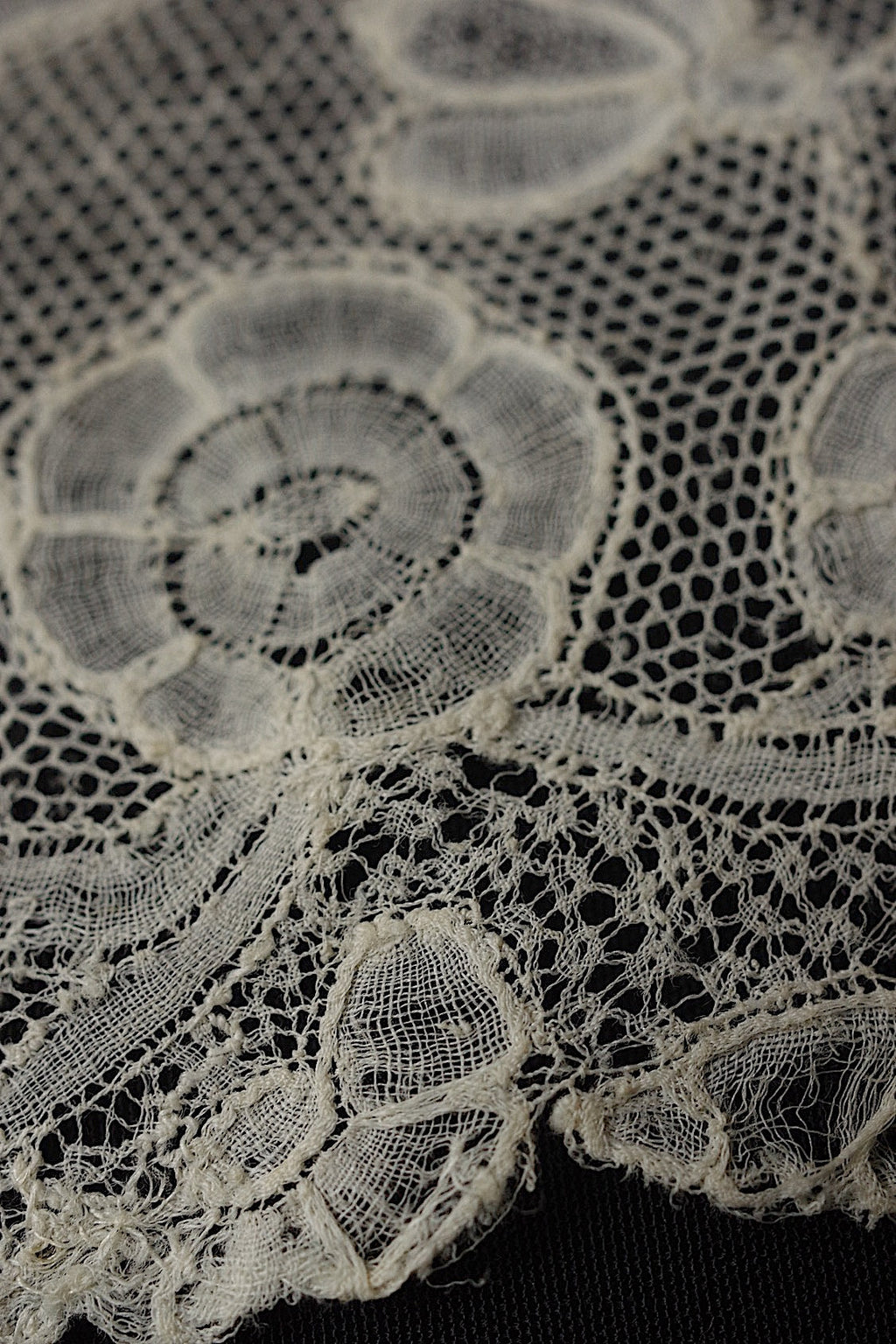 アンティークレース　dentelle antique アンティークレース　バンシュ .FR a l'epoque