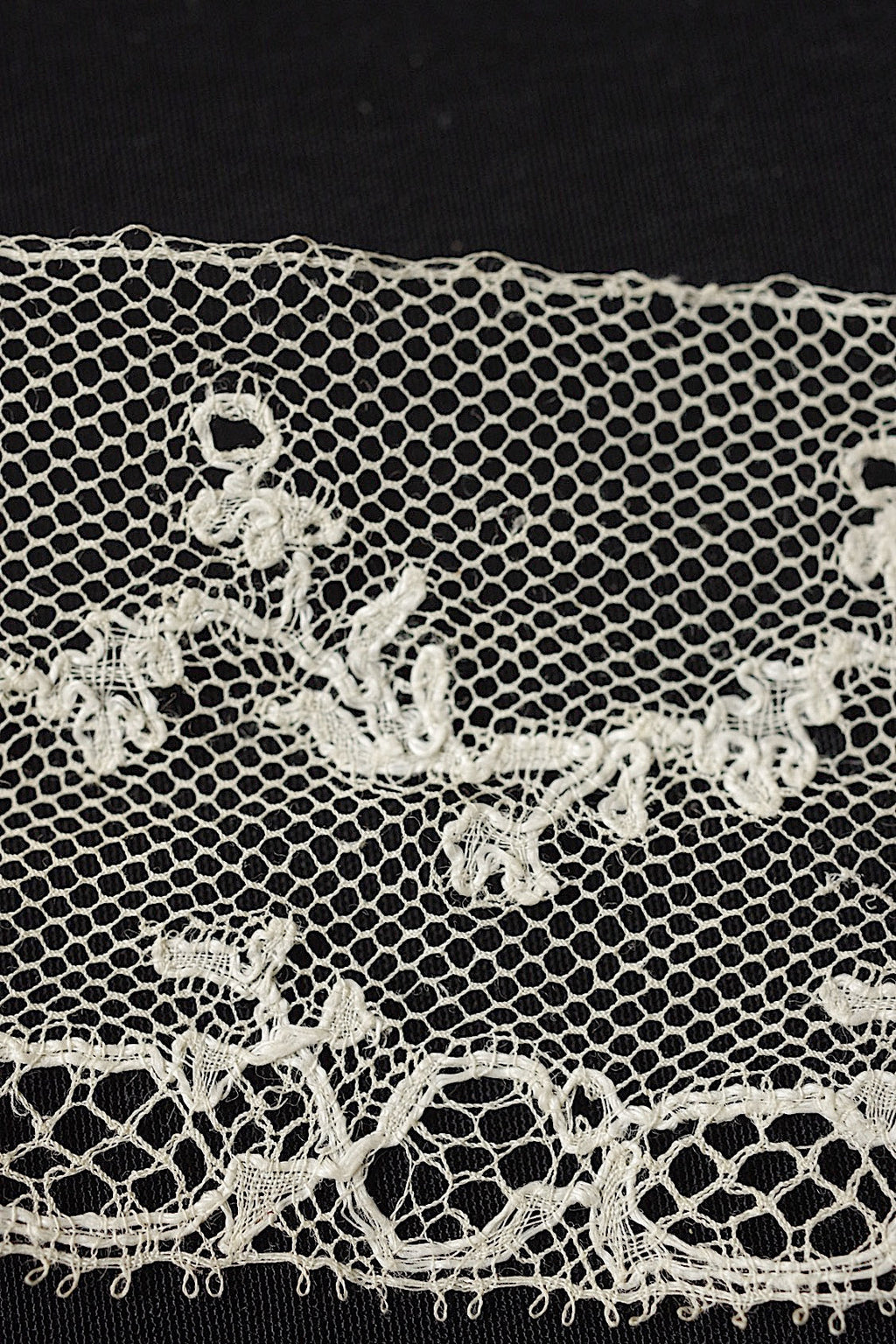 アンティークレース　dentelle antique アンティークレース　170cm 124cm 95cm .FR a l'epoque