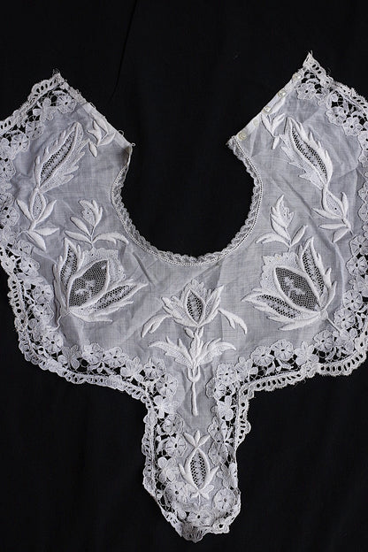 アンティークレース