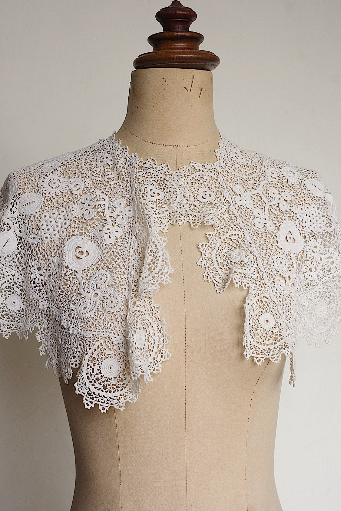 アンティークレース　dentelle antique アンティークレース　襟2 .FR a l'epoque