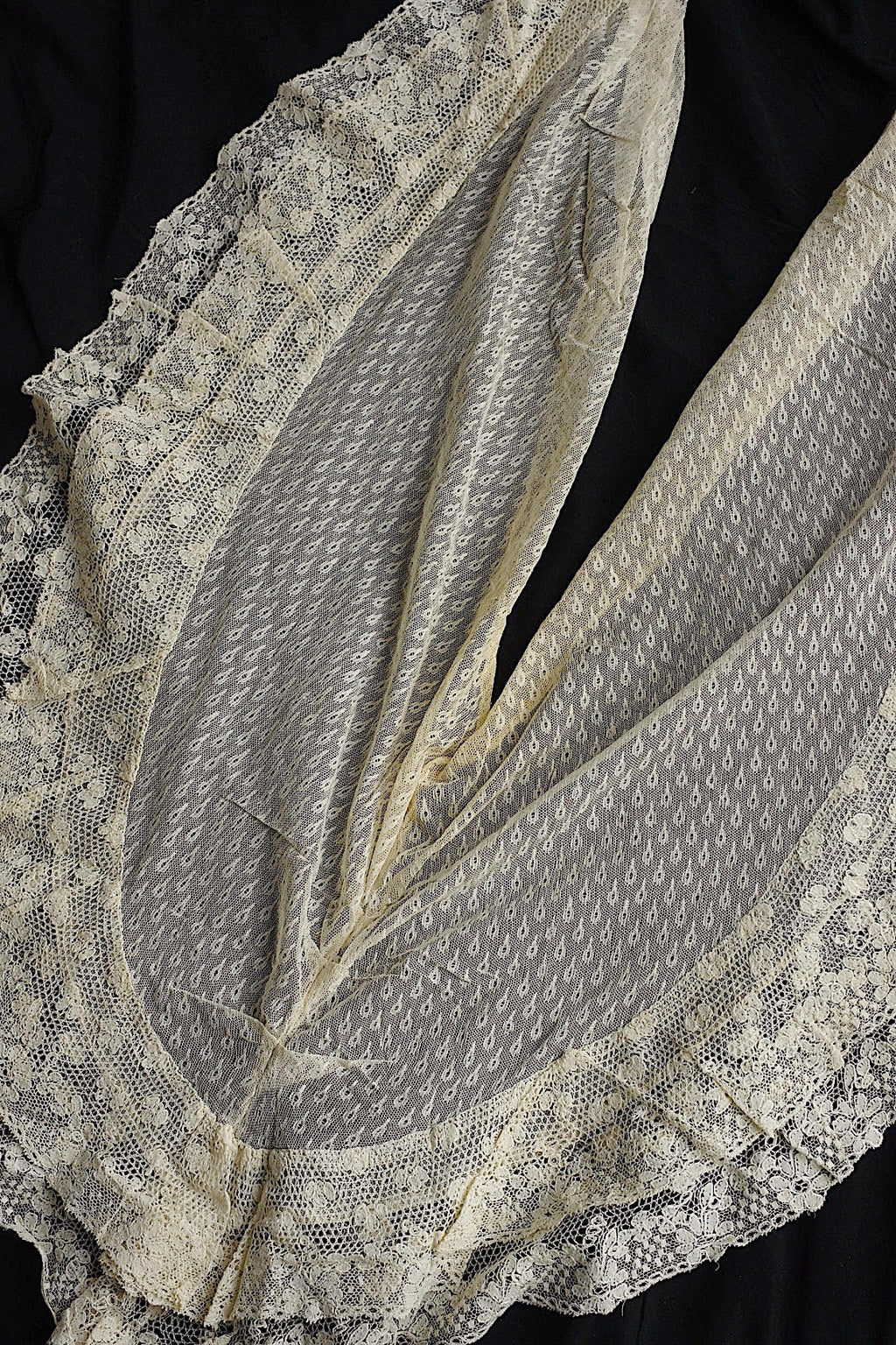 アンティークレース　dentelle antique アンティークレース　襟24 .FR a l'epoque