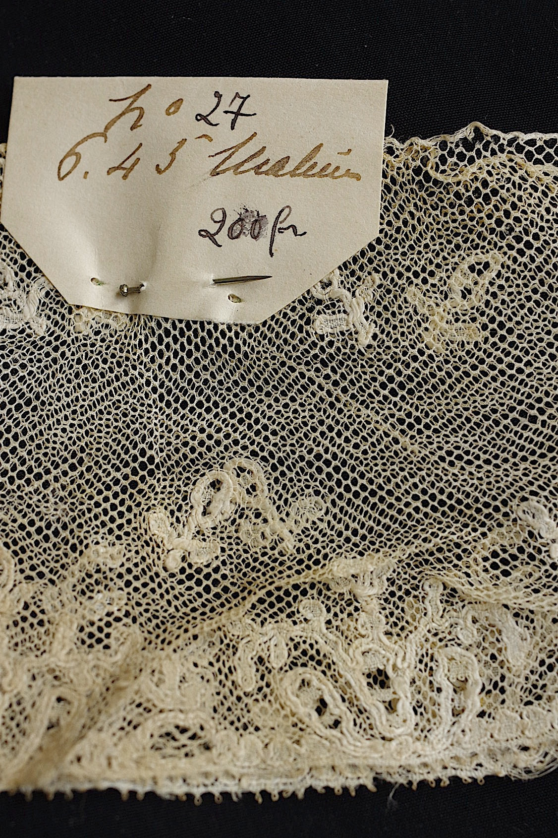 アンティークレース　dentelle antique アンティークレース　素材用　２種 .FR a l'epoque