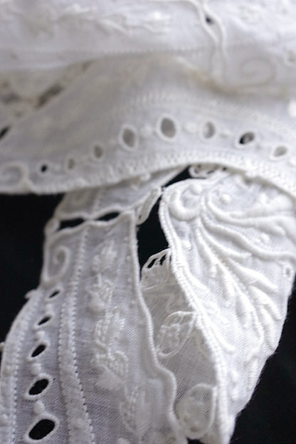 アンティークレース　dentelle antique アンティークレース　素材用　刺繍スカラップ .FR a l'epoque