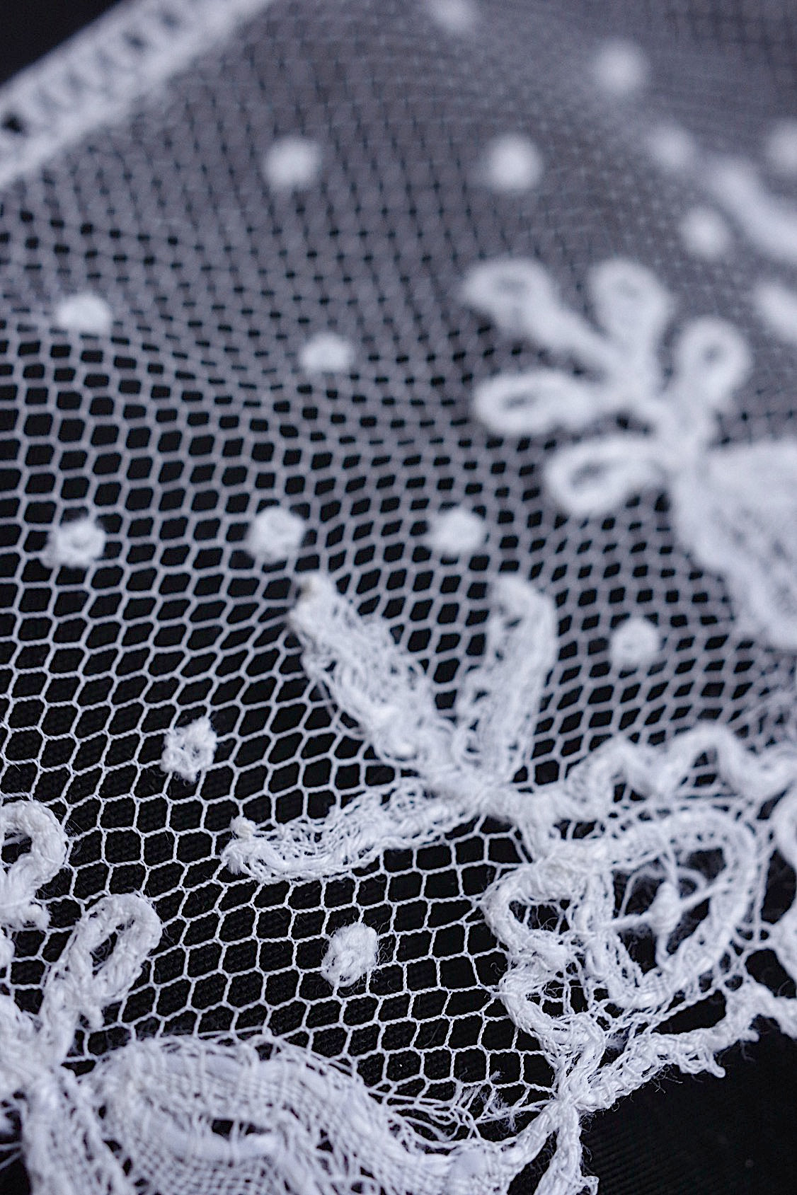 アンティークレース　dentelle antique アンティークレース　素材用　４本 .FR a l'epoque