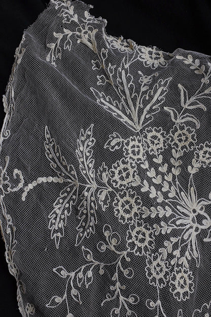 アンティークレース　dentelle antique アンティークレース　素材用　ハギレ .FR a l'epoque