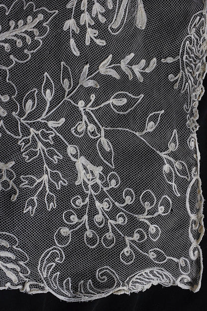 アンティークレース　dentelle antique アンティークレース　素材用　ハギレ .FR a l'epoque