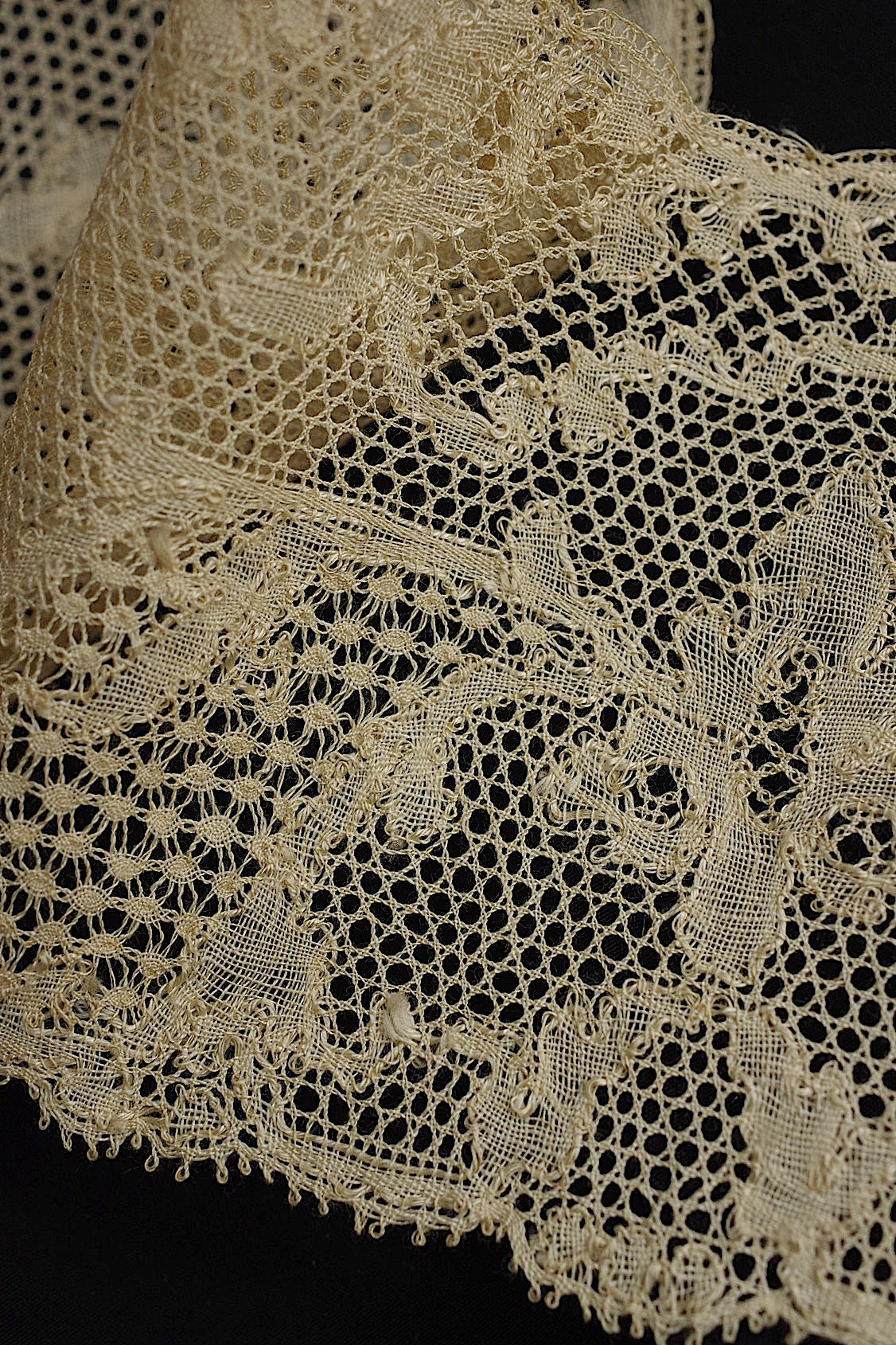 アンティークレース　dentelle antique アンティークレース　280cm .FR a l'epoque