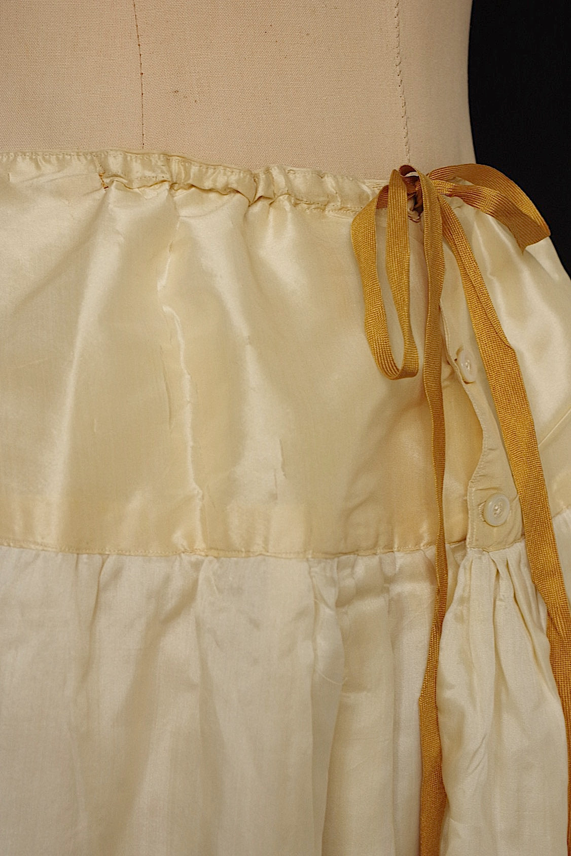 アンティーク古着　vêtement antiqueアンティークスカート .FR a l'epoque