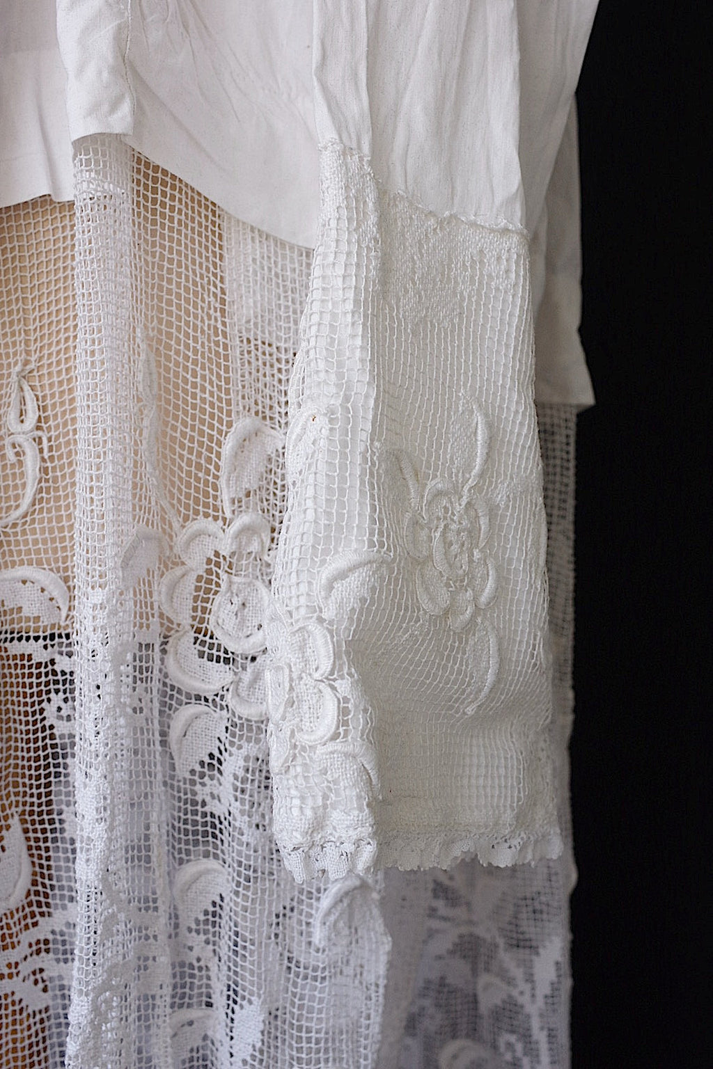 アンティーク 教会チュニック　vetement antique l'aube 2 .FR a l'epoque
