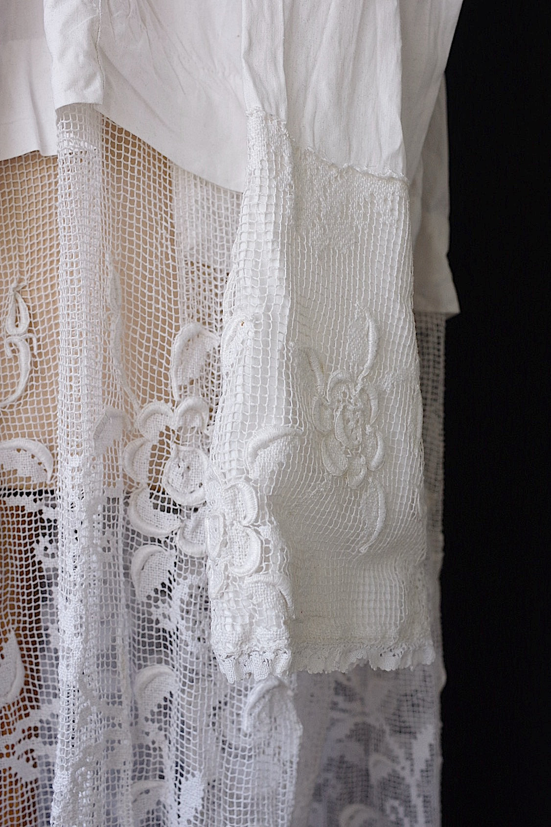 アンティーク 教会チュニック　vetement antique l'aube 2 .FR a l'epoque