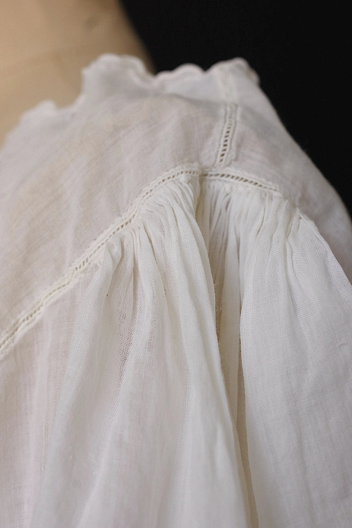 アンティーク ワンピース　vetement antique robe de chambre 1 .FR a l'epoque