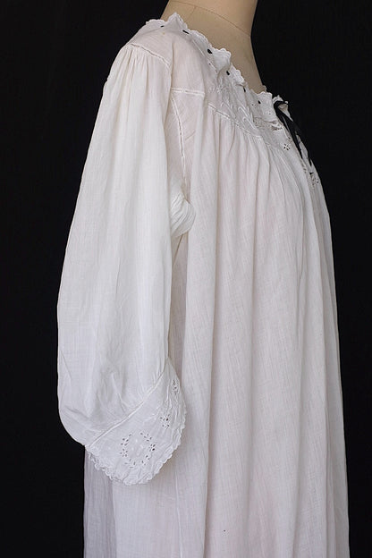アンティーク ワンピース　vetement antique robe de chambre 1 .FR a l'epoque
