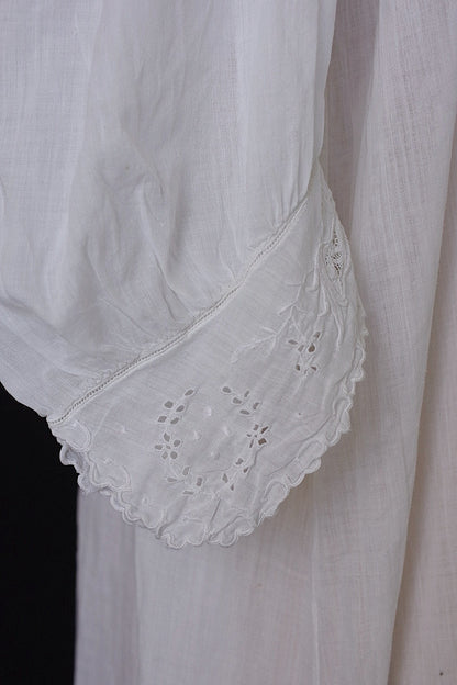 アンティーク ワンピース　vetement antique robe de chambre 1 .FR a l'epoque