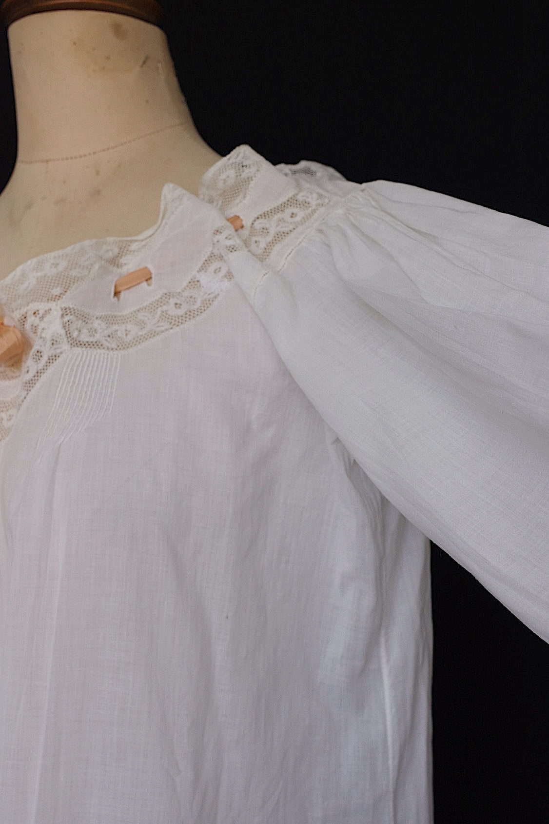 アンティーク ワンピース　vetement antique robe de chambre 2 .FR a l'epoque