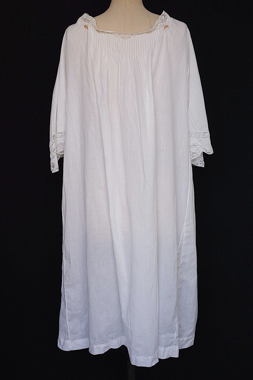 アンティーク ワンピース　vetement antique robe de chambre 2 .FR a l'epoque