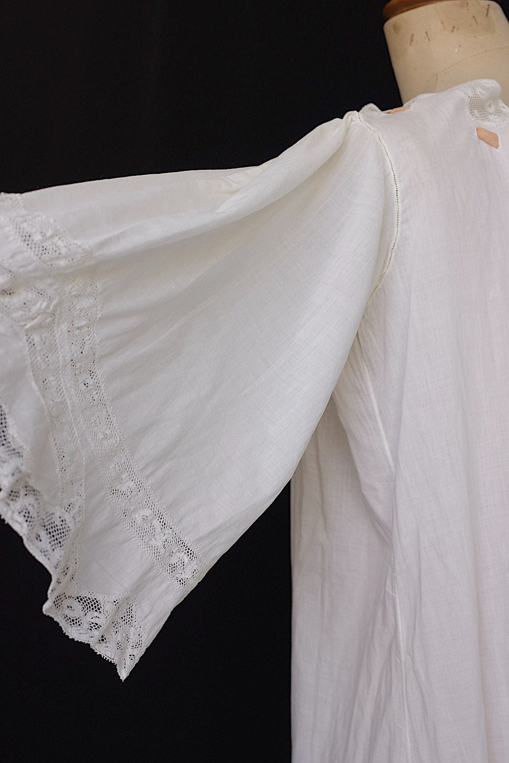アンティーク ワンピース　vetement antique robe de chambre 2 .FR a l'epoque