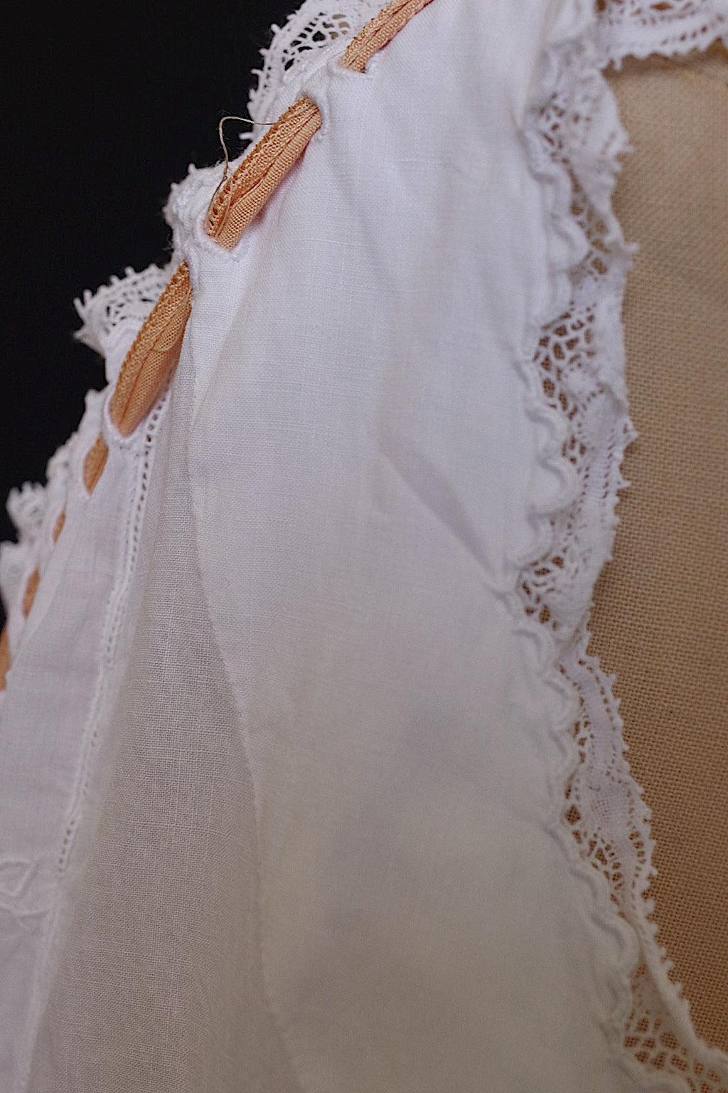 アンティーク ワンピース　vetement antique robe de chambre 3 .FR a l'epoque