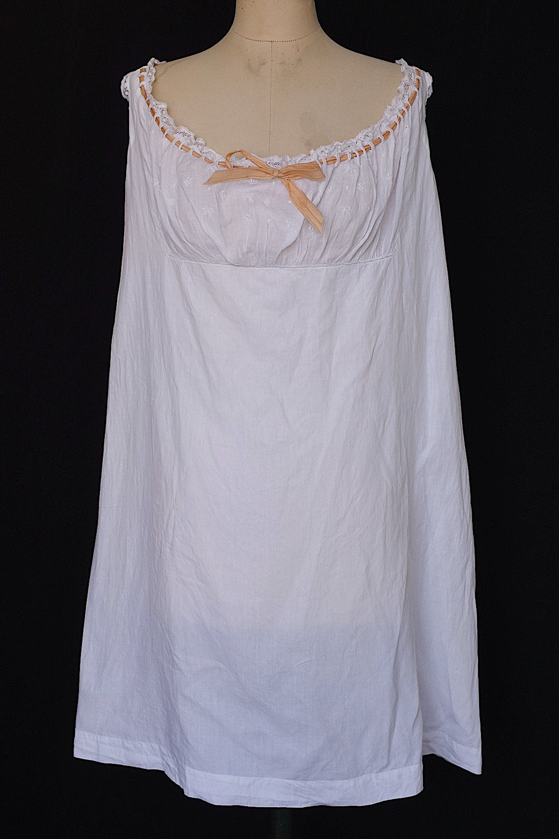 アンティーク ワンピース　vetement antique robe de chambre 3 .FR a l'epoque