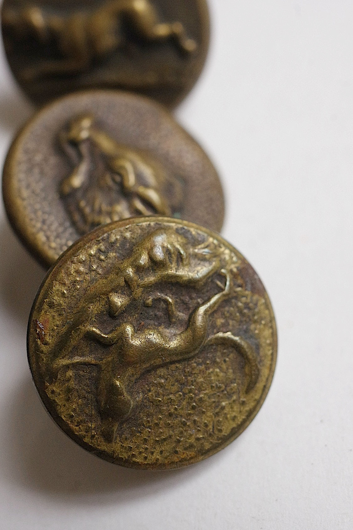 アンティークハンターボタン　bouton de chasse1 .FR a l'epoque