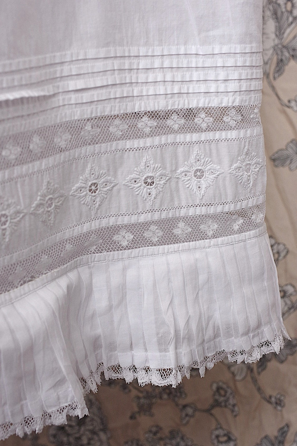 アンティークスカート　vêtement antique skirt1 .FR a l'epoque