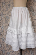 アンティークスカート　vêtement antique skirt2 .FR a l'epoque