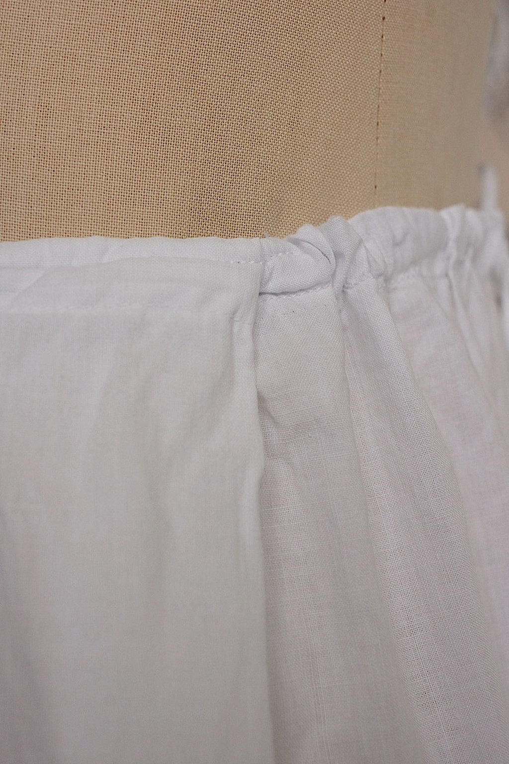 アンティークスカート　vêtement antique skirt2 .FR a l'epoque