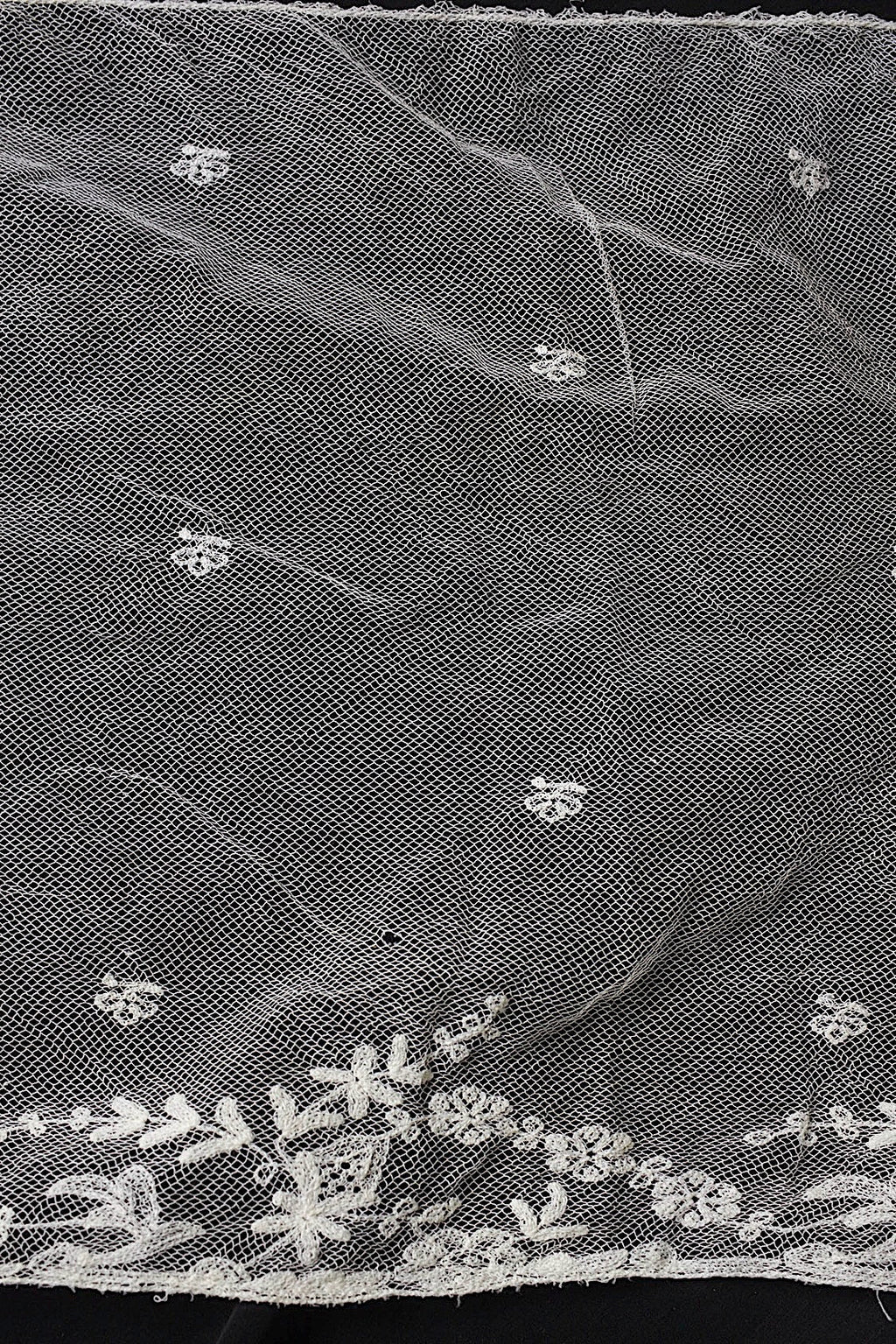 アンティークレース　dentelle antique 　2種 .FR a l'epoque