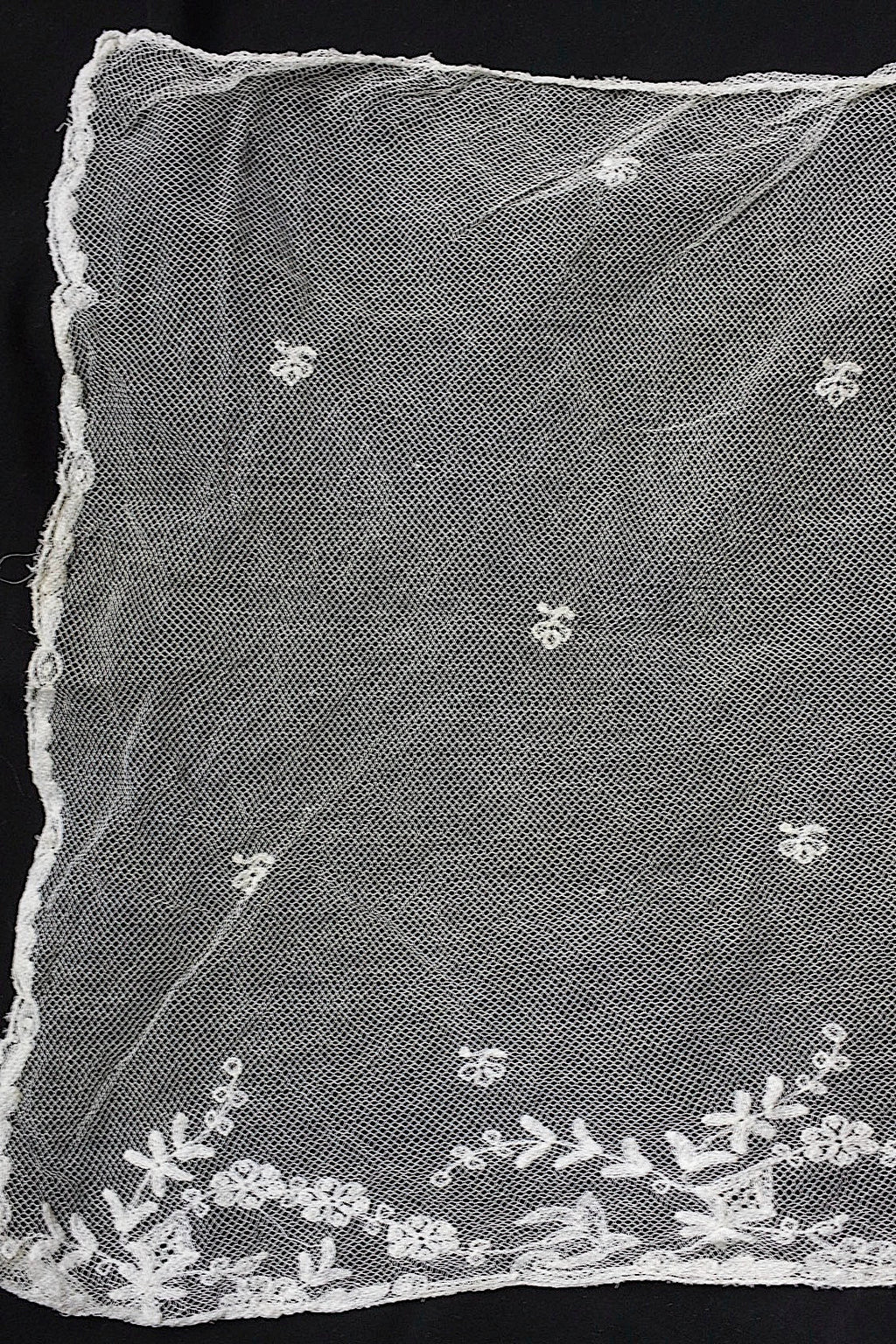 アンティークレース　dentelle antique 　2種 .FR a l'epoque