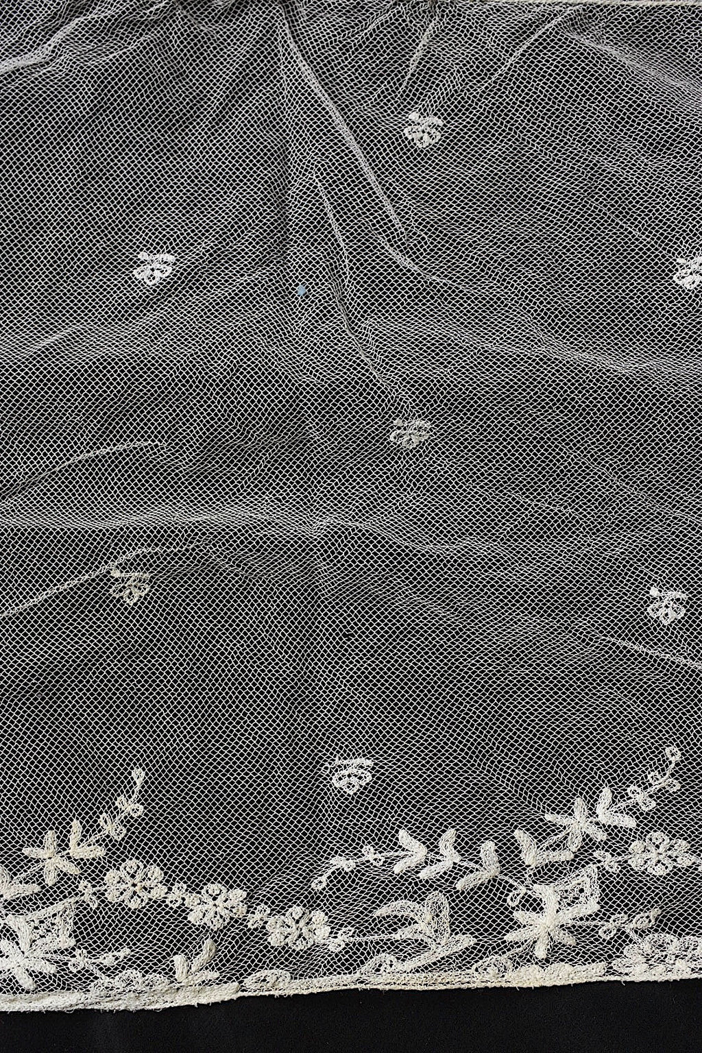 アンティークレース　dentelle antique 　2種 .FR a l'epoque